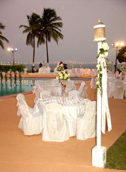 Holiday Inn Ponce & El Tropical Casino By Ihg Buitenkant foto