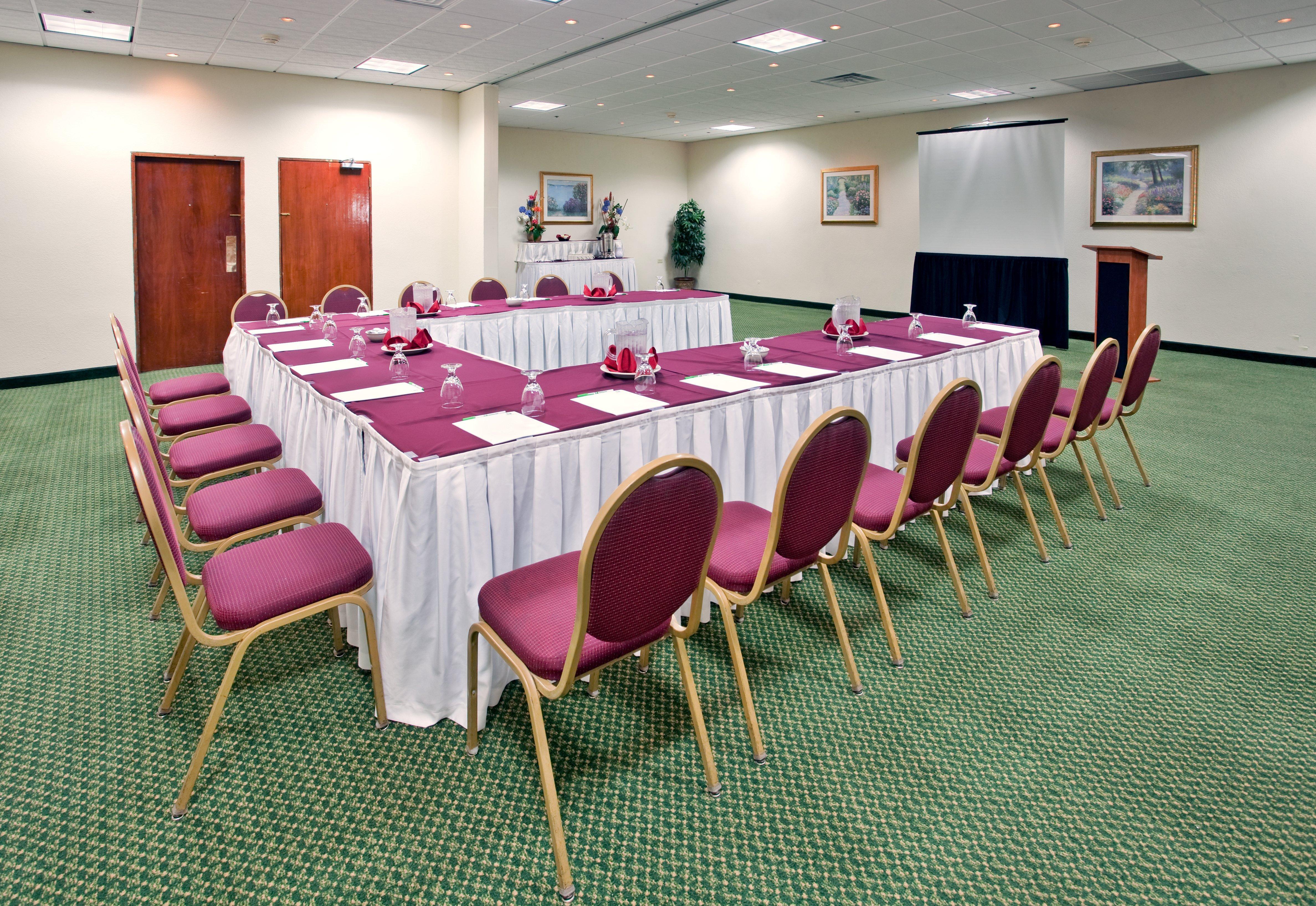Holiday Inn Ponce & El Tropical Casino By Ihg Buitenkant foto