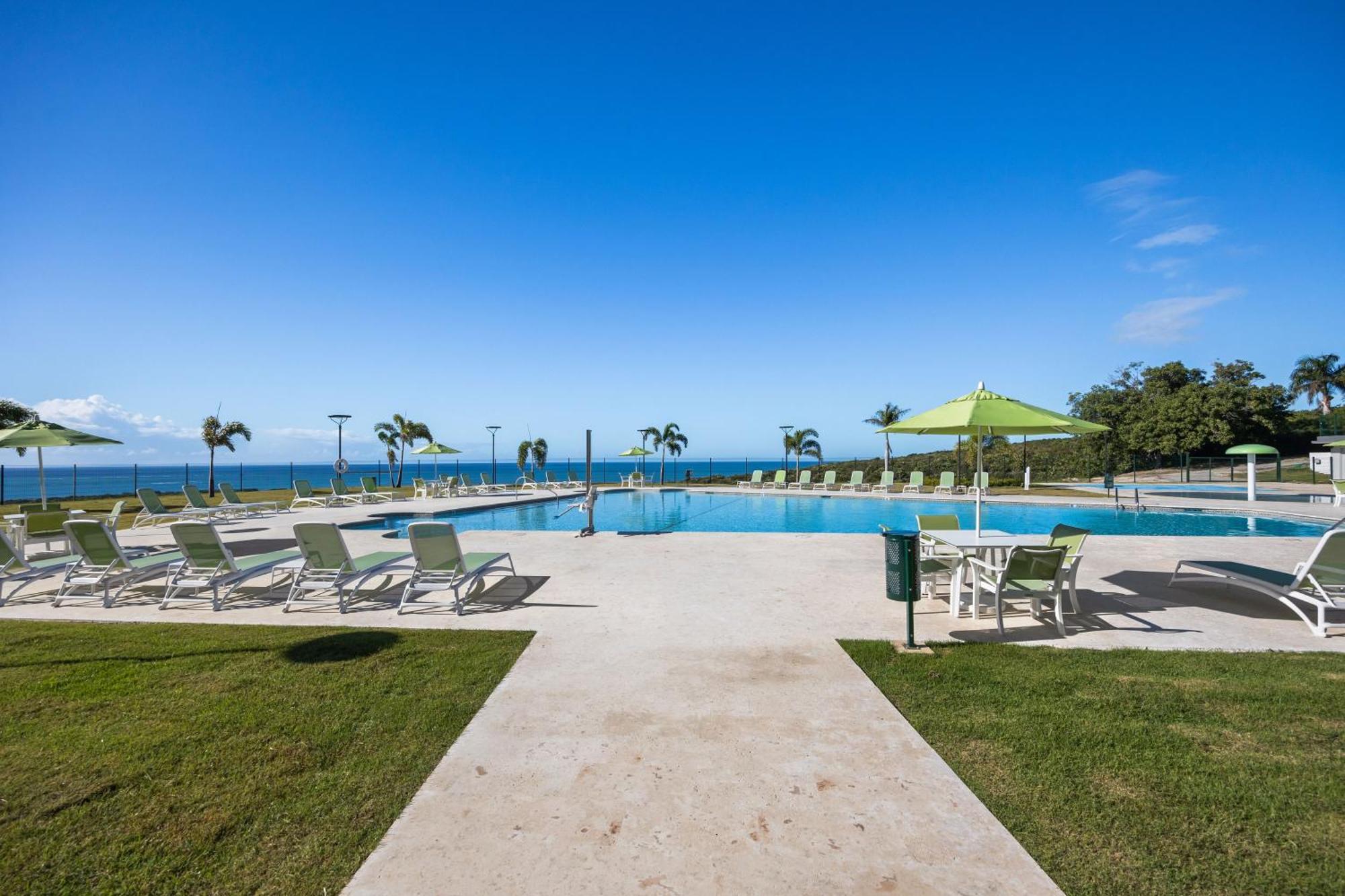 Holiday Inn Ponce & El Tropical Casino By Ihg Buitenkant foto