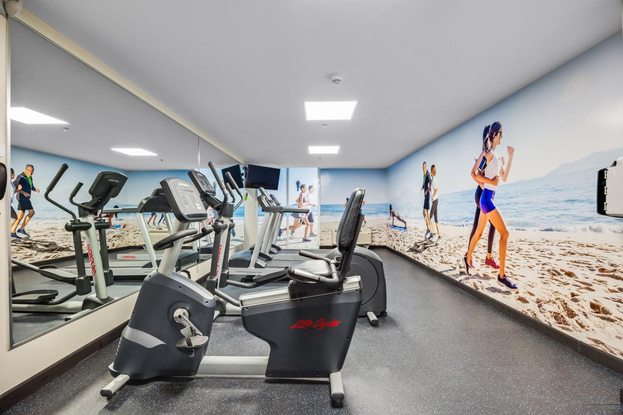 Holiday Inn Ponce & El Tropical Casino By Ihg Buitenkant foto