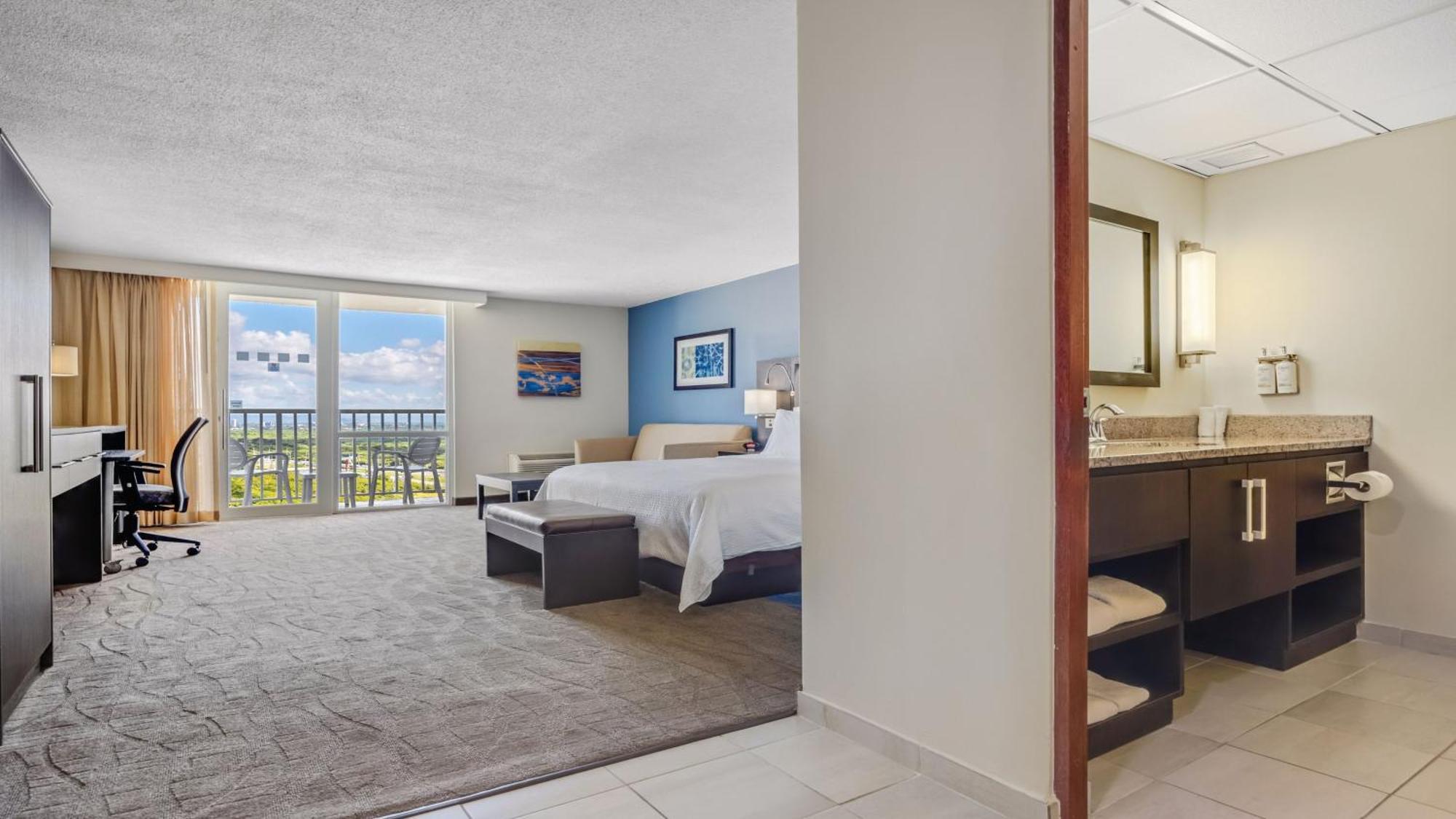 Holiday Inn Ponce & El Tropical Casino By Ihg Buitenkant foto