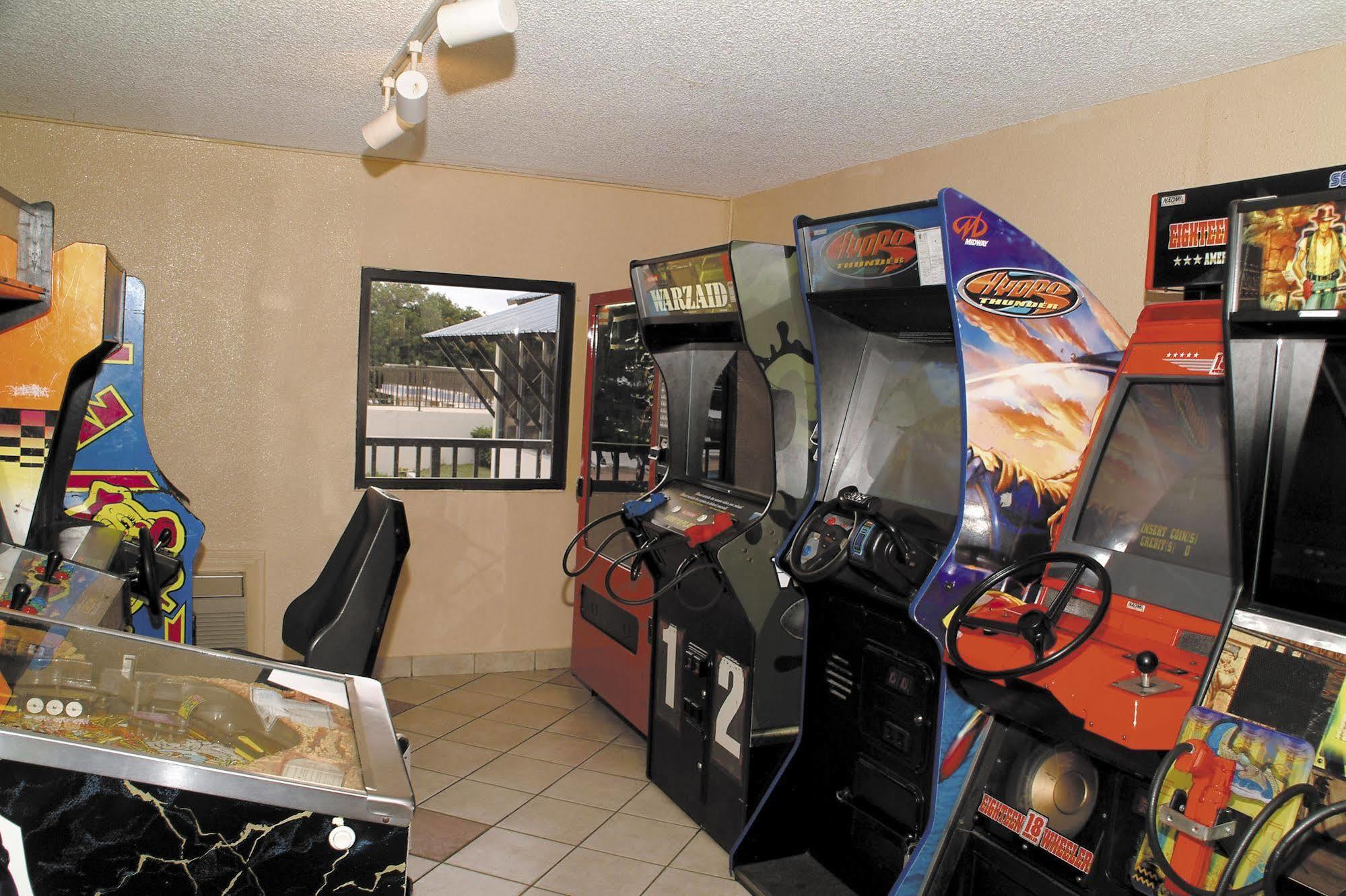 Holiday Inn Ponce & El Tropical Casino By Ihg Buitenkant foto
