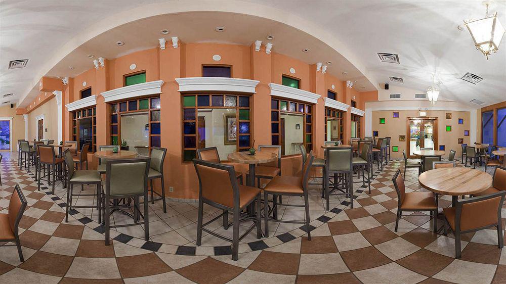 Holiday Inn Ponce & El Tropical Casino By Ihg Buitenkant foto